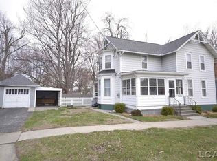 513 N Broad St, Adrian, MI 49221