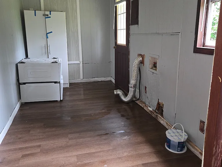149 SW Balboa Pl — Photo 5