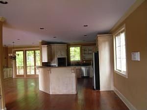 1st image of 139 Poplar Springs Dr