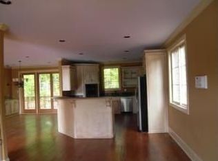 139 Poplar Springs Dr, Tupelo, MS 38804