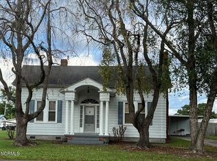 203 S Main St, Lucama, NC 27851