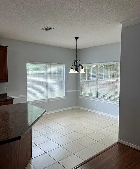 1250 Windmill Pl W — Photo 6