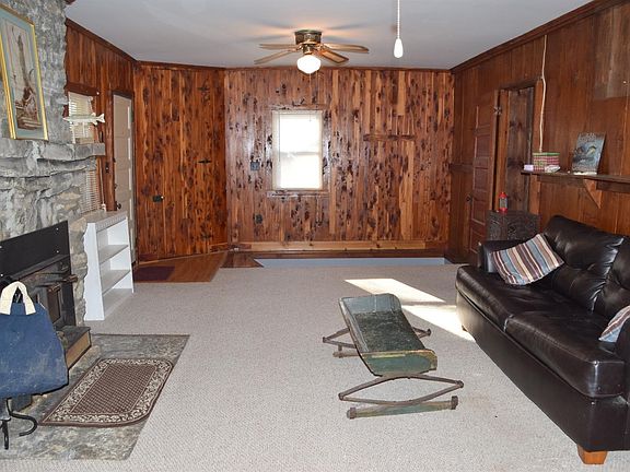 5th image of 62 Pine Haven Way