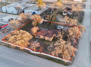 111 W York St, Ganado, TX 77962