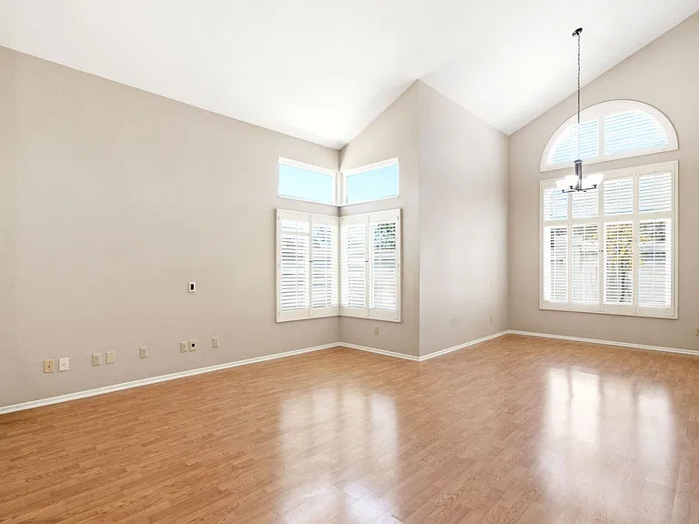11597 Walz Ct — Photo 3