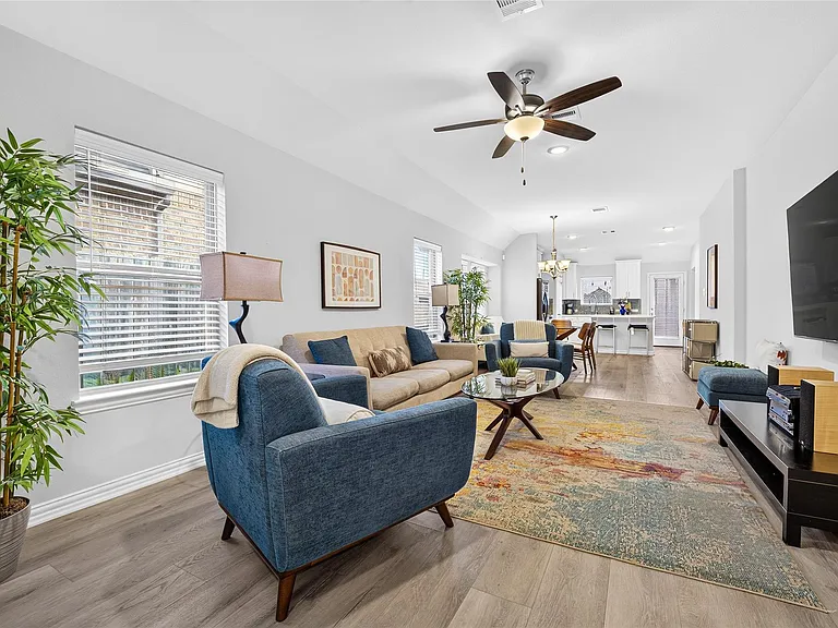 12823 Silverbank Run Dr — Photo 6