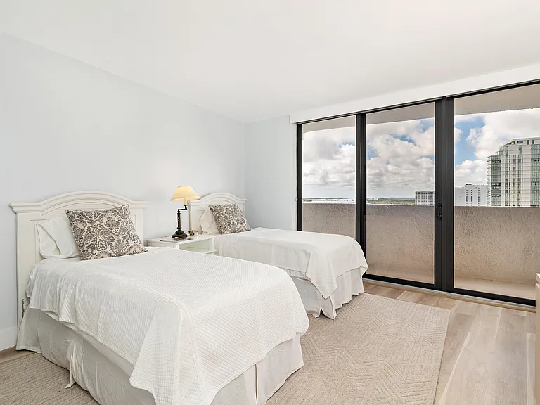 1200 S Flagler Dr #1706 — Photo 6
