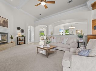 2110 Cadjew St, Redding, CA 96003