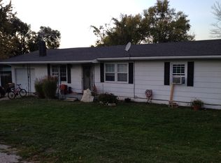 1406 NE 4th Ave, Ava, MO 65608