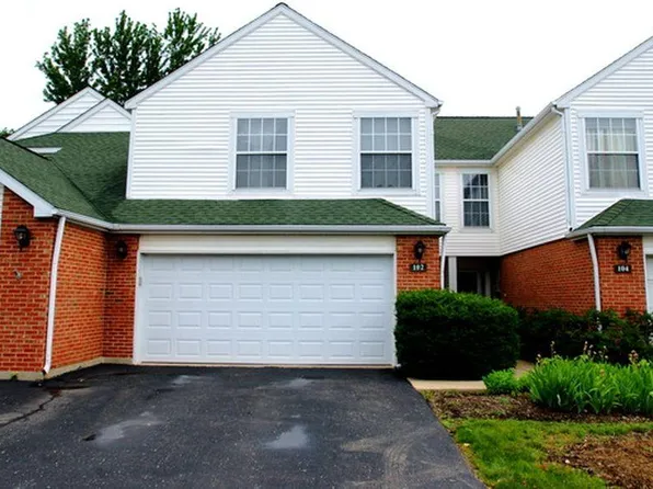 102 Huntington St, Lake Bluff, IL 60044