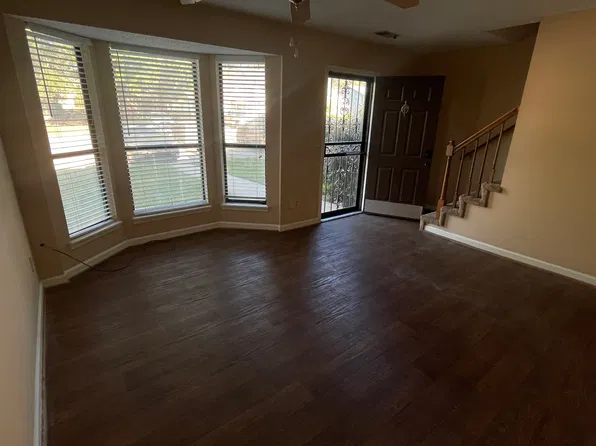 2465 Hampstead Dr, Birmingham, AL 35235