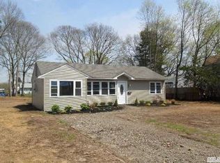 916 Fire Island Ave, West Islip, NY 11795