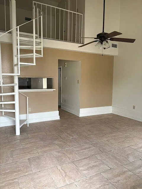 1 bed, 750 sqft, $900 — Photo 2