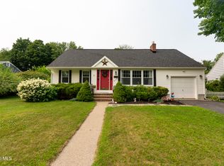 27 Pershing Rd, Queensbury, NY 12804