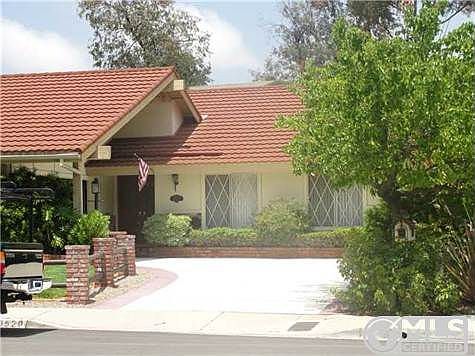 1st image of 10520 Vista Lago Pl