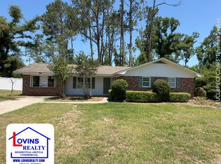 2002 N Maple Dr, Vidalia, GA 30474