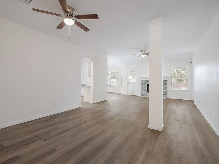13626 Ashley Oaks — Photo 3