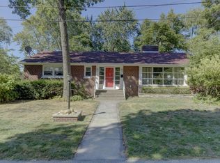 8650 Beech Ave, Munster, IN 46321