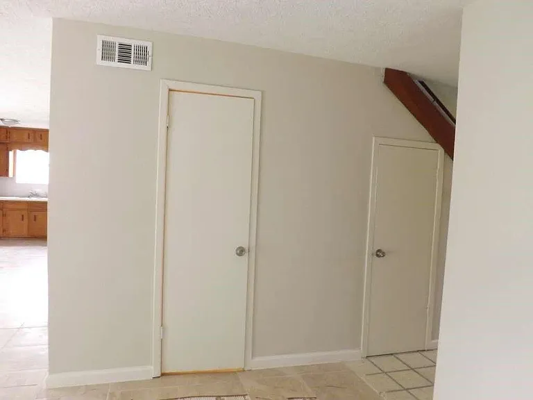 501 S Holmes St — Photo 10