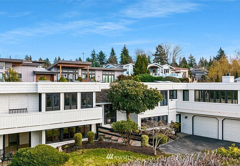 1st image of 6216 106th Ave NE