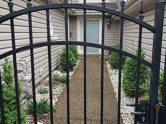 Private gated entrance!