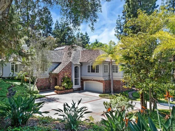 9750 Lake Helix Ter, La Mesa, CA 91941