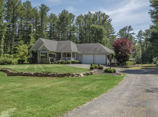 1099 Walnut Plain Rd, Rochester, MA 02770