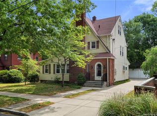 183 Colony Rd, New Haven, CT 06511