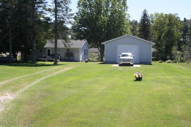 5428 E Black River Rd, Black River, MI 48721 Zillow