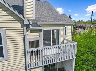 2201 S Huron Pkwy APT 4, Ann Arbor, MI 48104