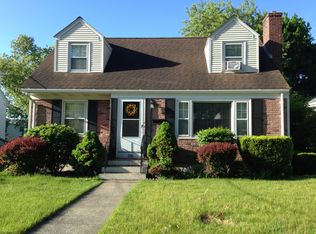 188 Chestnut Ave, Cranston, RI 02910