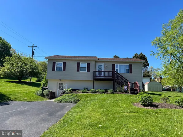 215 40th St, Altoona, PA 16602
