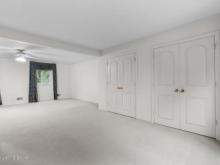 8506 Cheltenham Cir — Photo 11