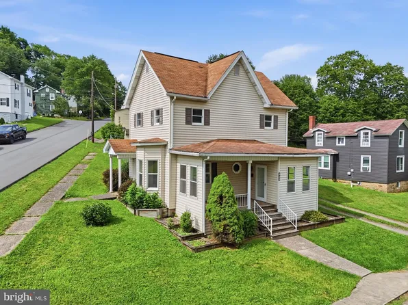 422 Hannah St, Houtzdale, PA 16651