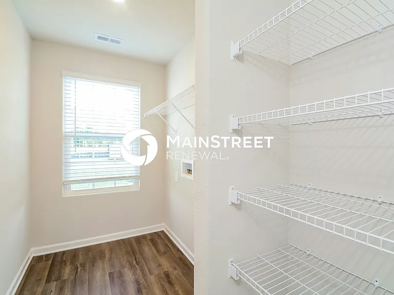Walk In Closet