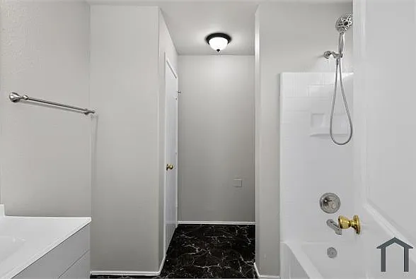 7718 American Holly Ct — Photo 29