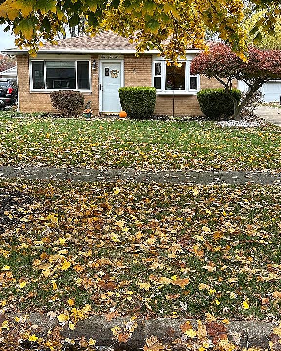 1st image of 470 Augdon Dr
