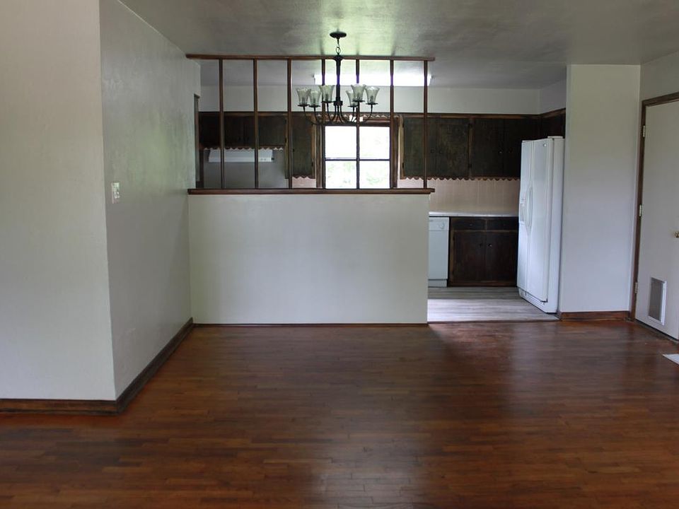 living & dining room