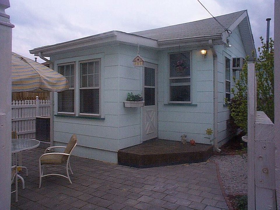Rear cottage