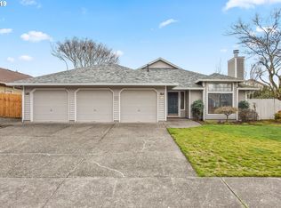 807 NE Countryside Dr, Vancouver, WA 98684