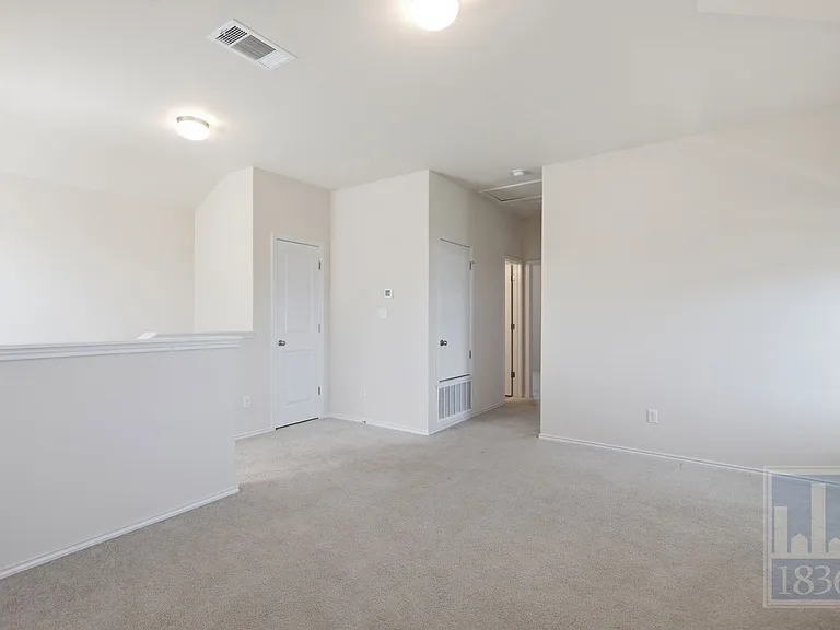 729 Manzano Ln #T3 — Photo 11