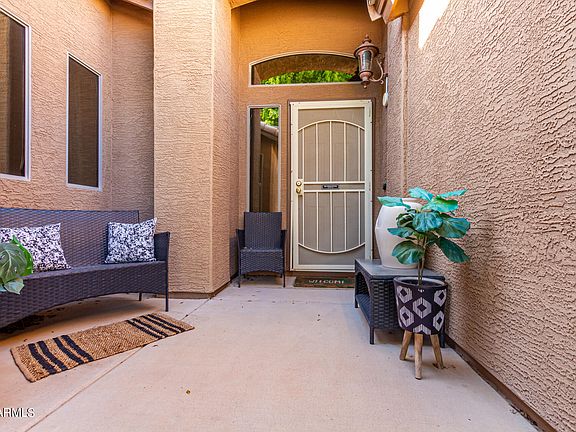 5th image of 15932 W Paradise Ln