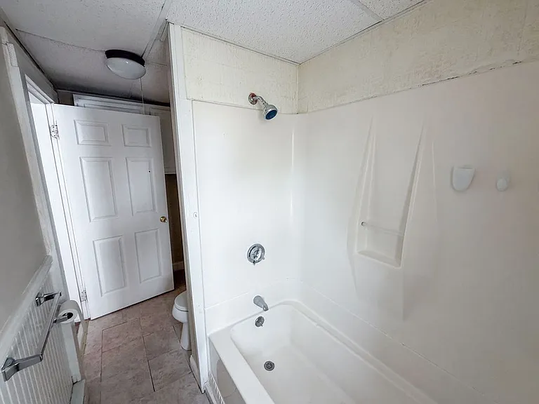 367 Spruce St #2 — Photo 15
