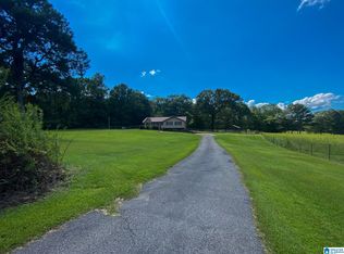 8102 Susan Dr, Dora, AL 35062