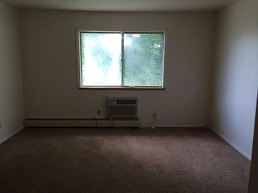 2nd image of 3275 Charlesgate Ave SW APT A