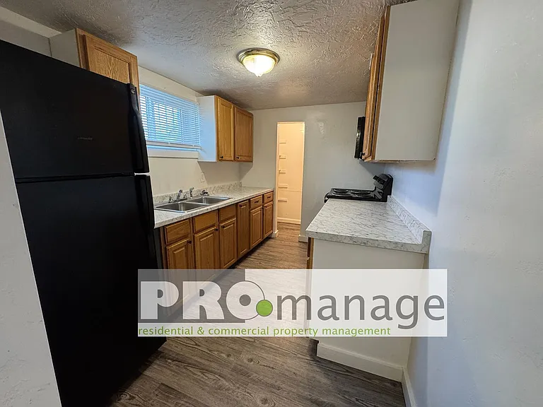 690 I St. — Photo 3