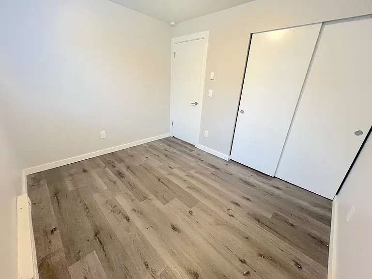Northview Terrace — Photo 33