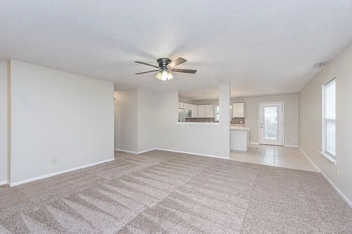 8951 Poppy Ln — Photo 4