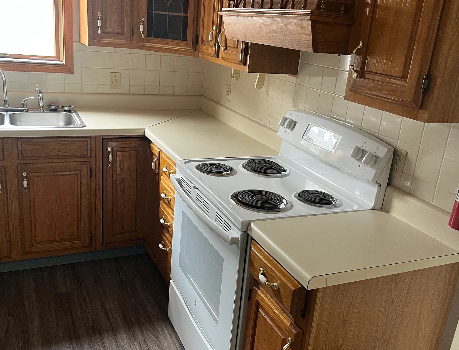 2 bed, $900 — Photo 2