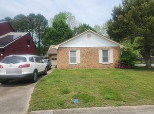 1300 Smyrna Cir, Virginia Beach, VA 23464